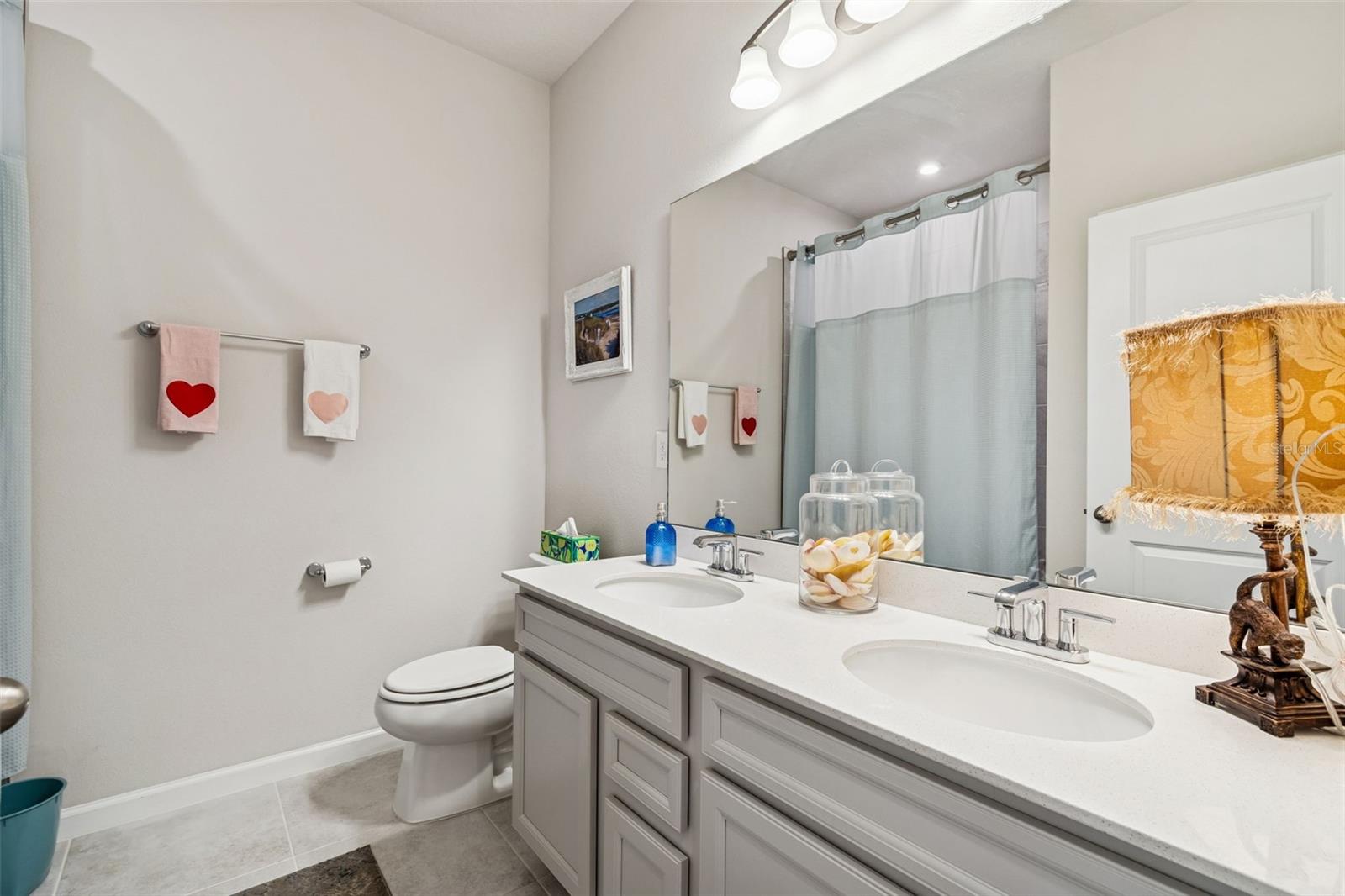 BROOKS LNDG PH 1-REPLAT - Residential