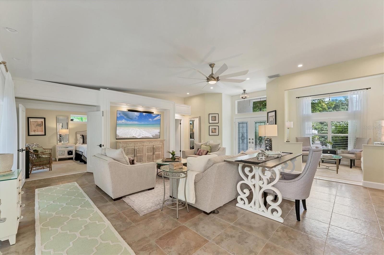 RIVER CLUB NORTH - Residential