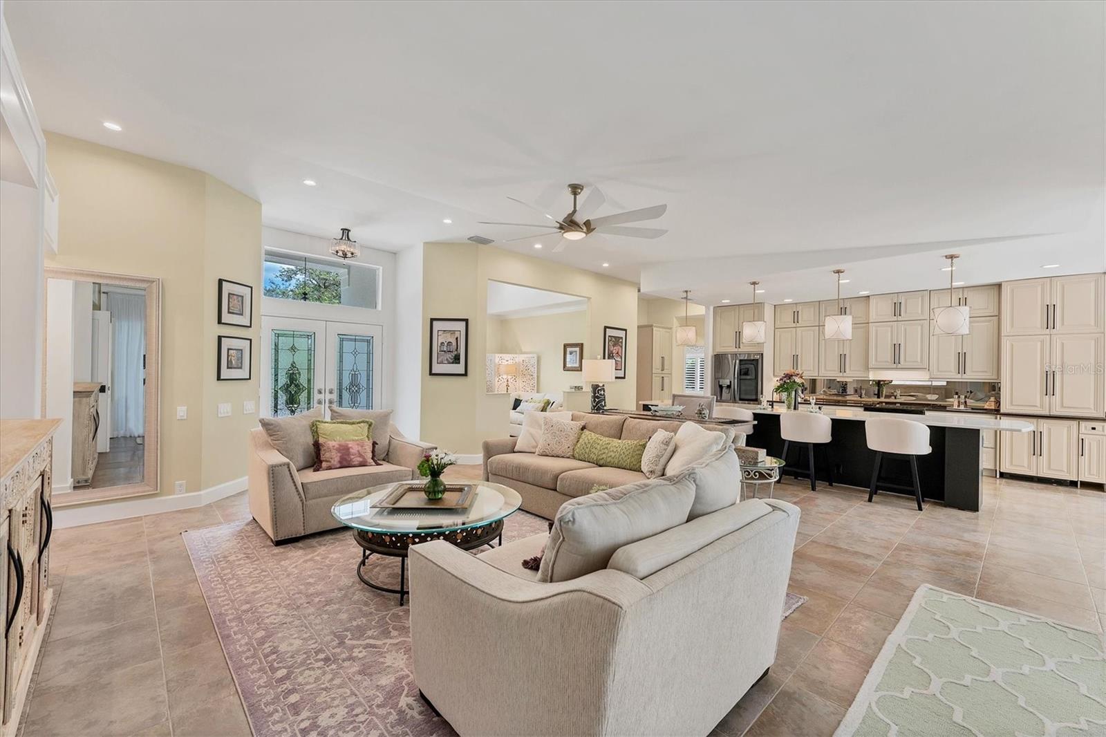 RIVER CLUB NORTH - Residential