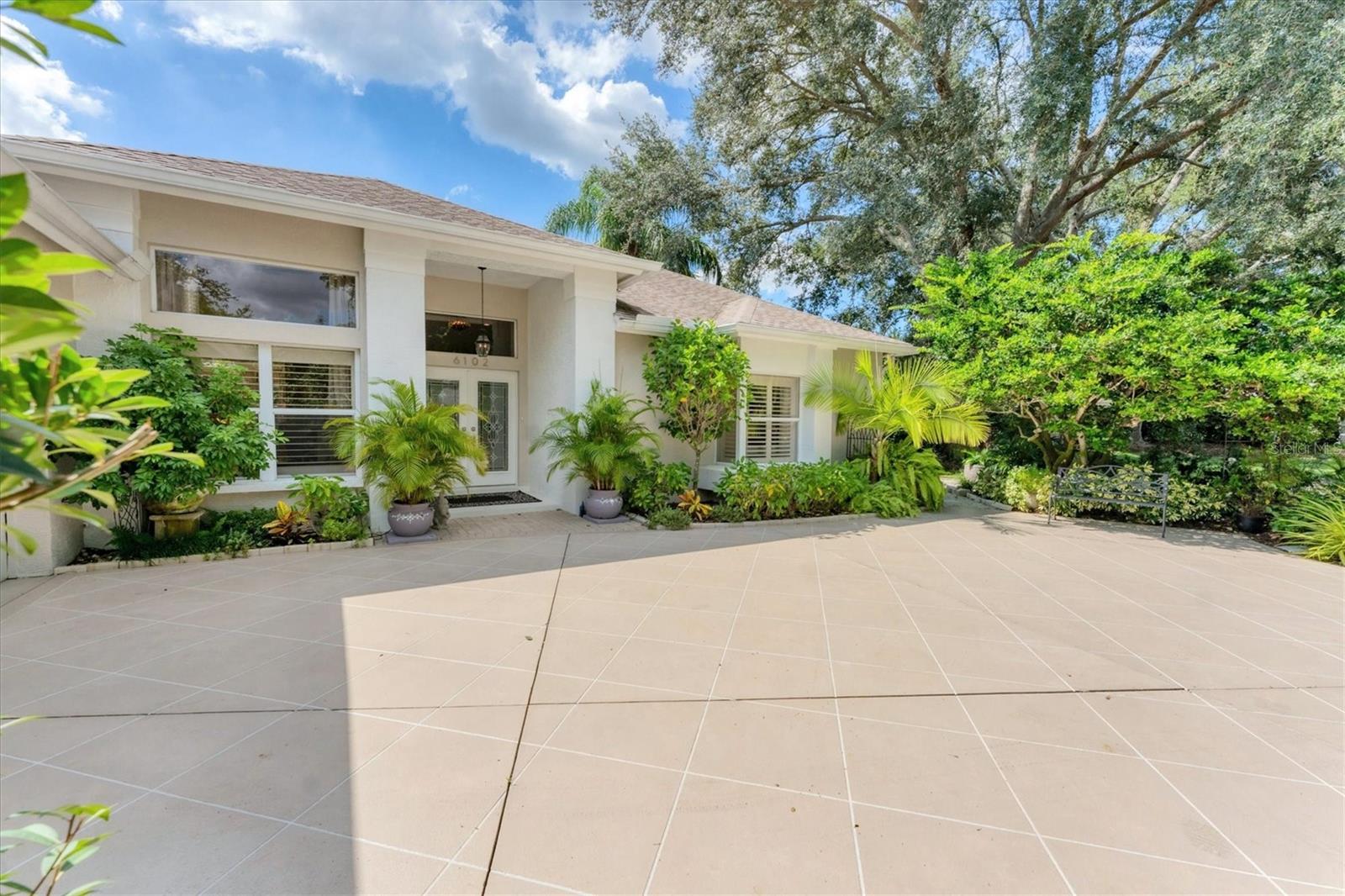 RIVER CLUB NORTH - Residential