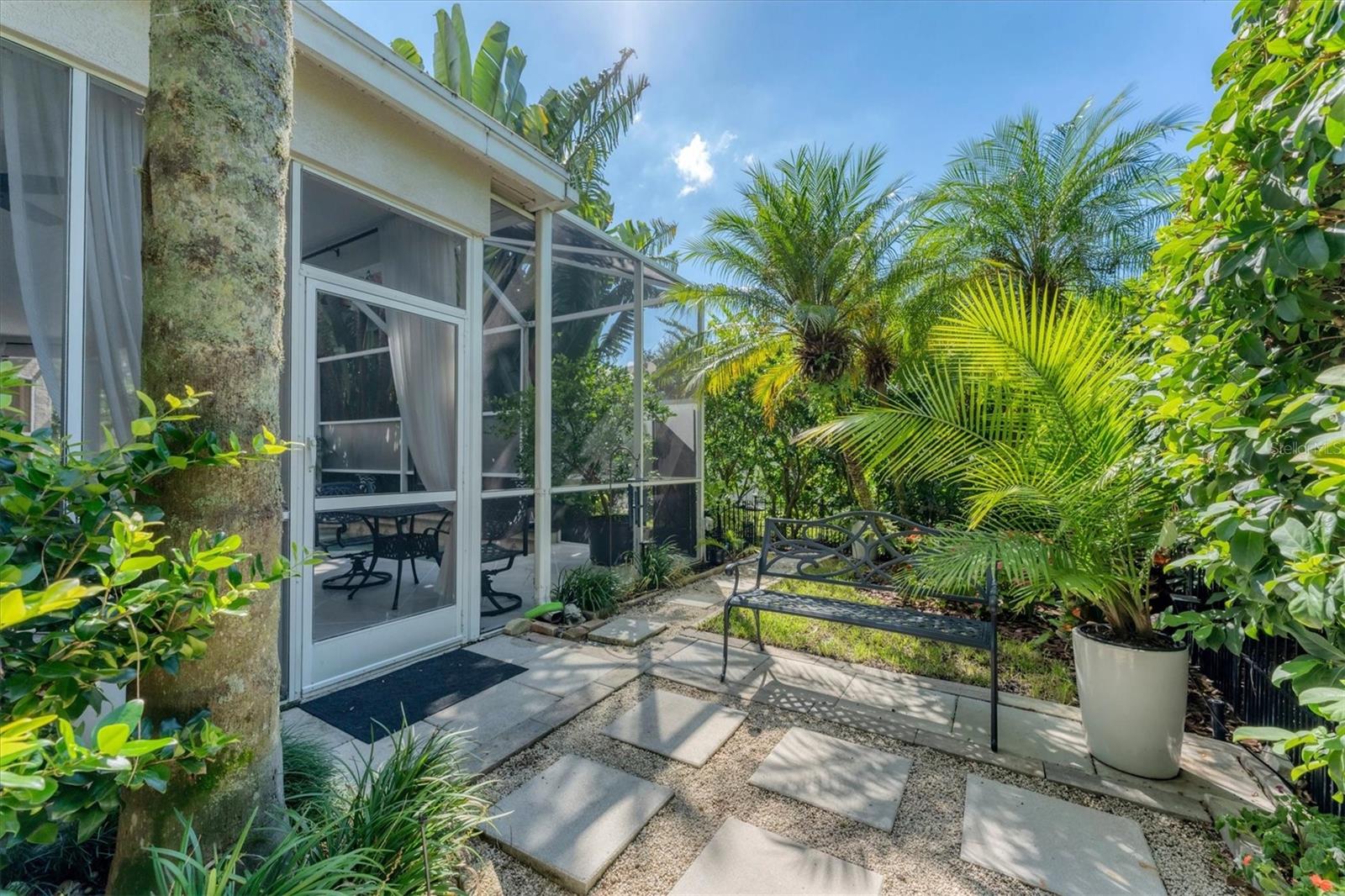 RIVER CLUB NORTH - Residential