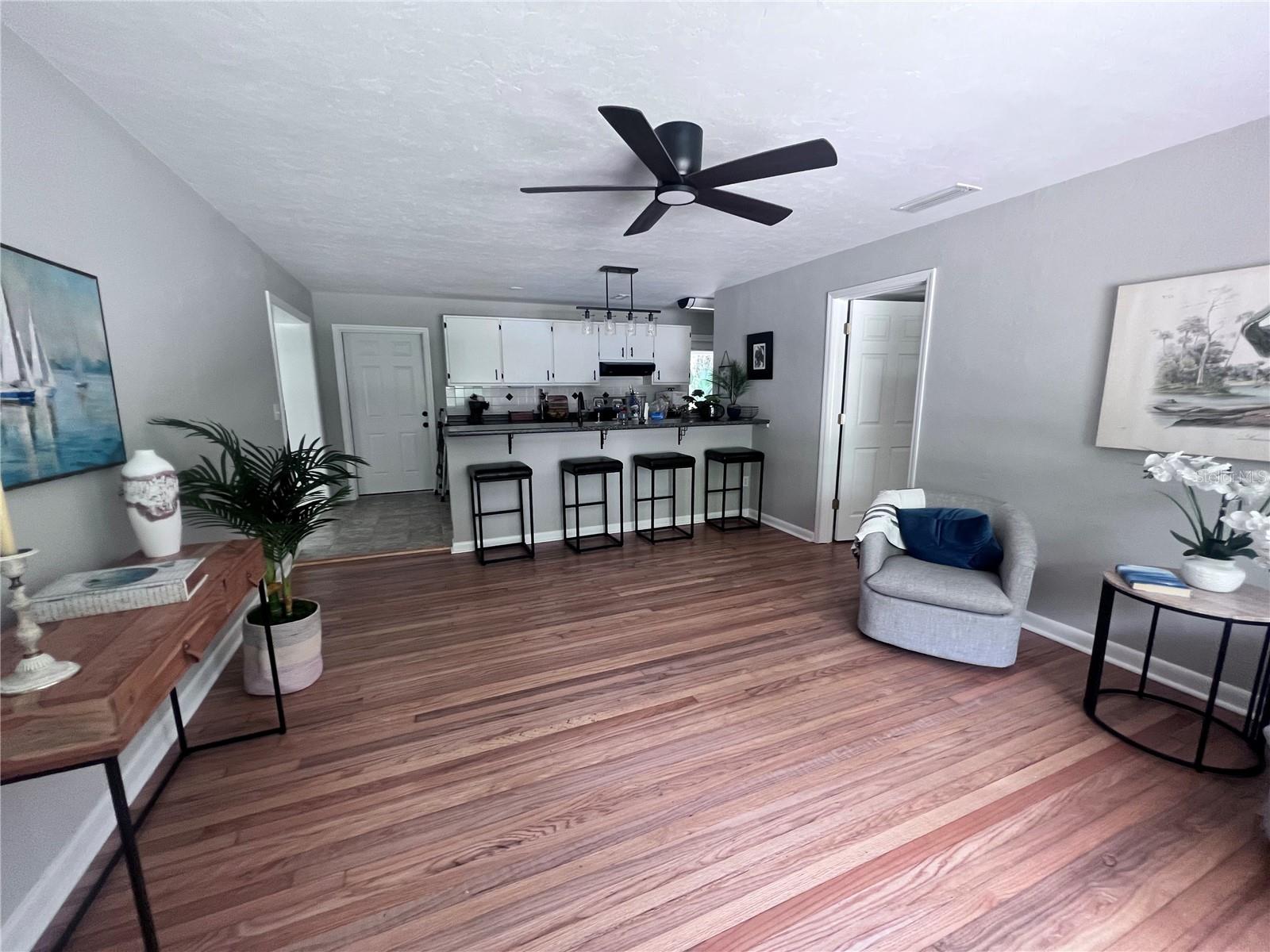 ANGLEWOOD REP - Residential Lease