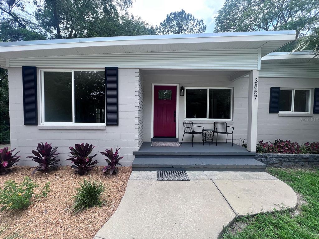 Photo of 3857 W University Avenue, Gainesville, FL 32607 (MLS # GC538265)