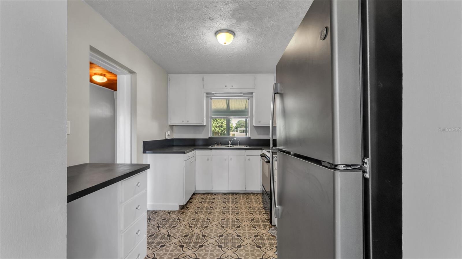 COUNTRY CLUB ADD - Residential