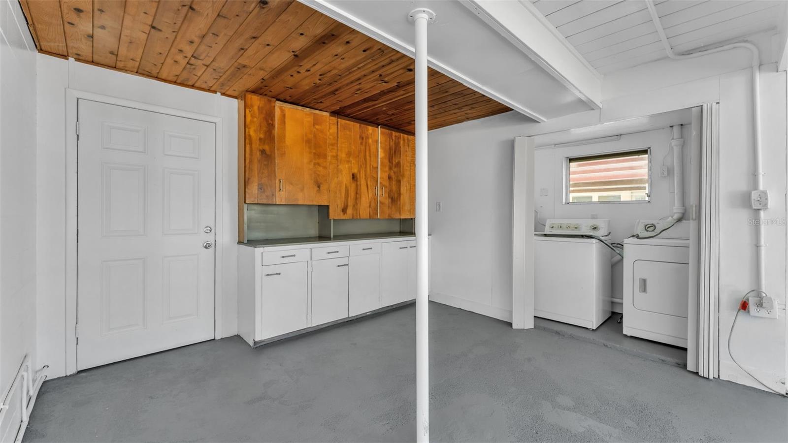 COUNTRY CLUB ADD - Residential