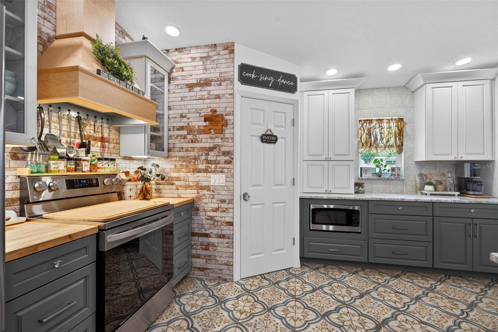 LECANTO ADD 01 - Residential