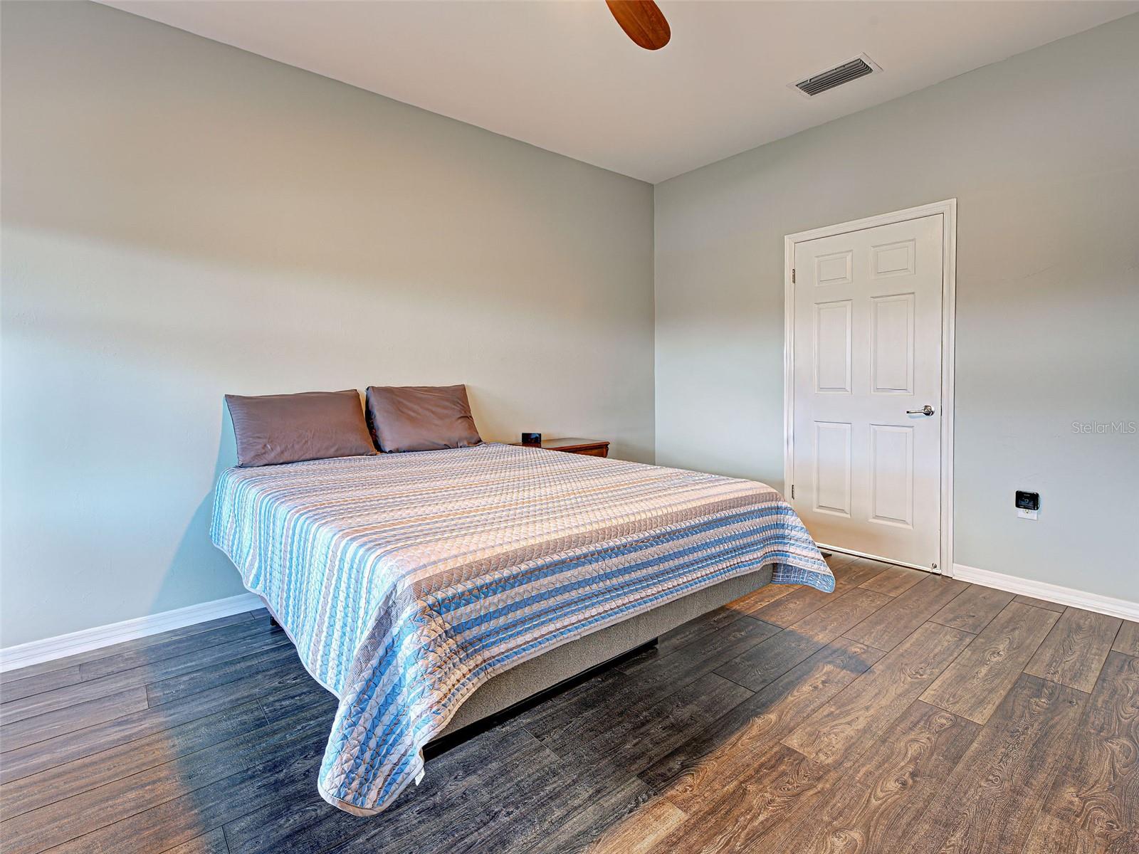 ISLANDWALK AT THE WEST VILLAGE - Residential