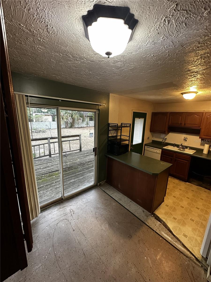 GOLFLAND OF TAMPAS NORTH SIDE - Residential