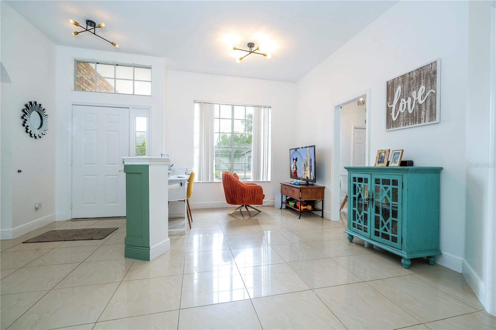 2547 RACCOON RUN LANE