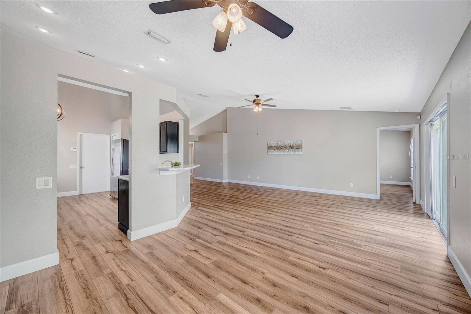 SOUTH POINTE PH 3A 3B - Residential