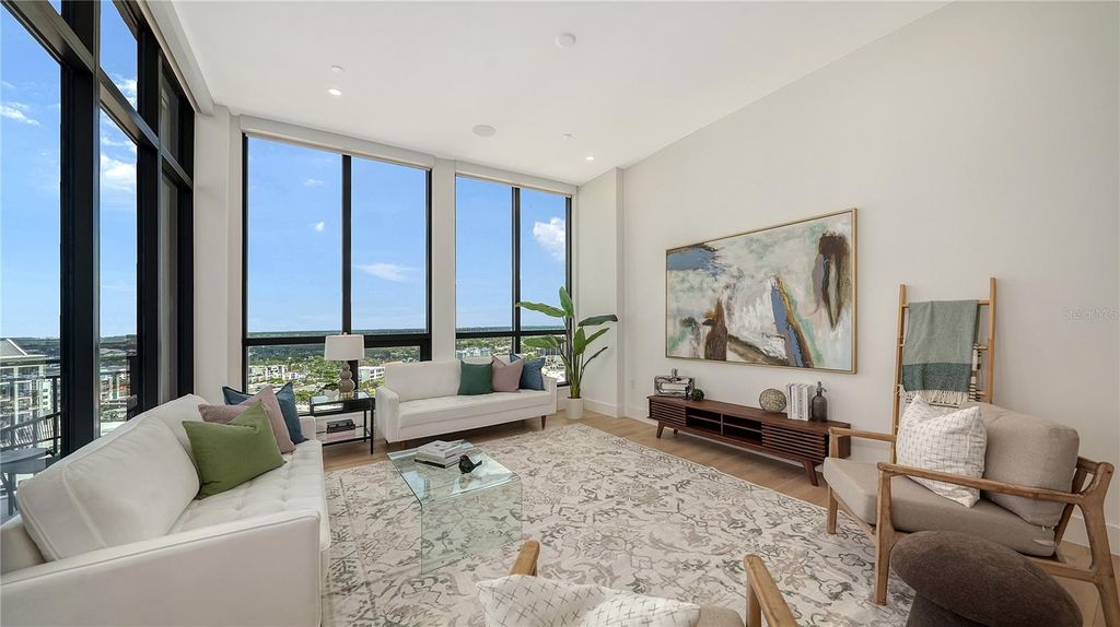 Photo of 33 S Palm Avenue #1702, Sarasota, FL 34236 (MLS # A4669307)