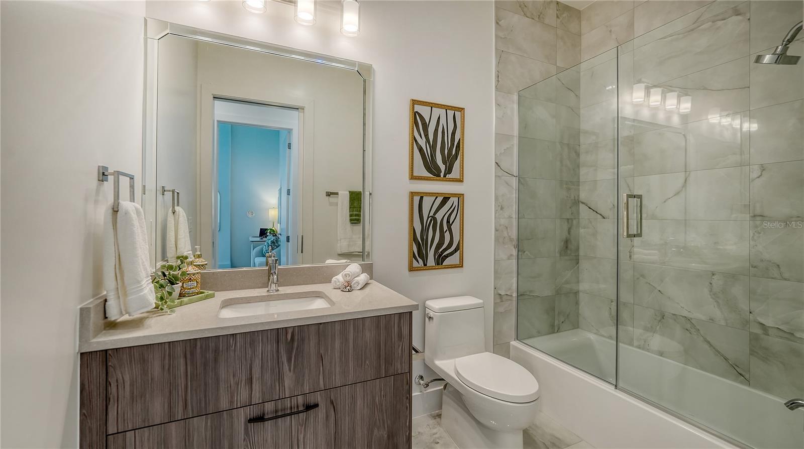 THE DEMARCAY - Residential