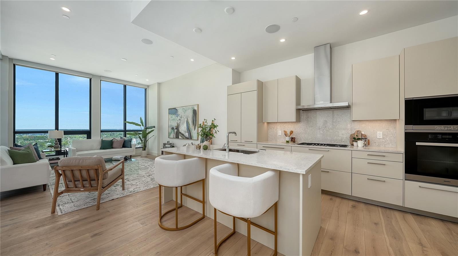 33 S PALM AVENUE 1702