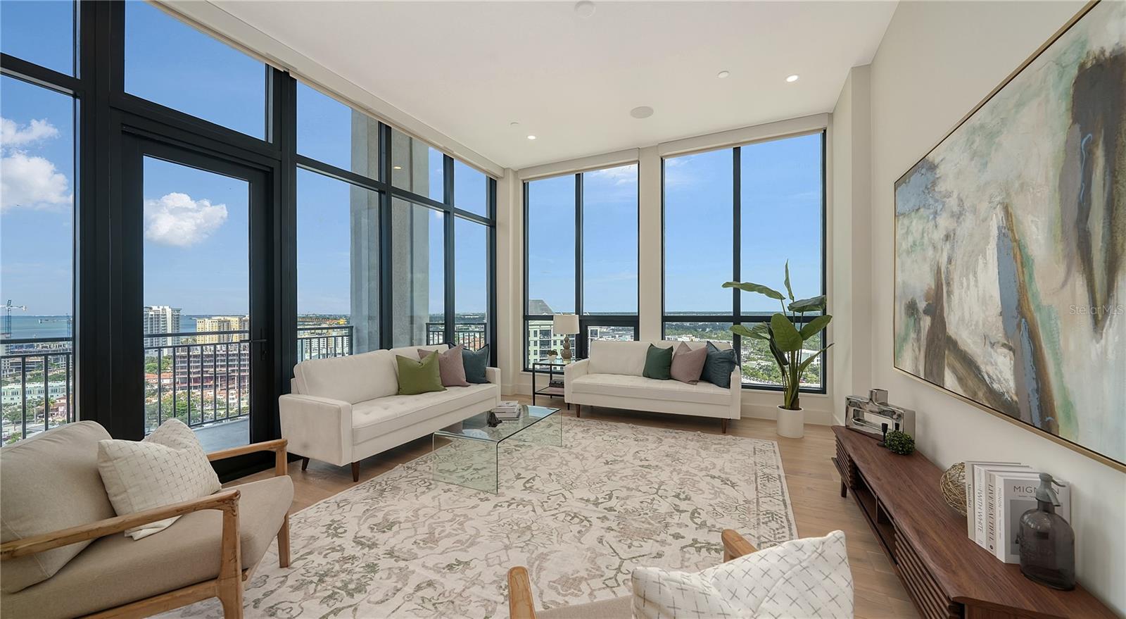 33 S PALM AVENUE 1702