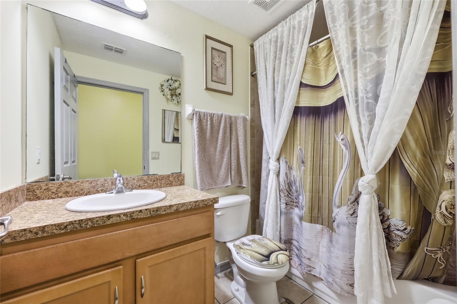 HOLLY CRK PH II - Residential