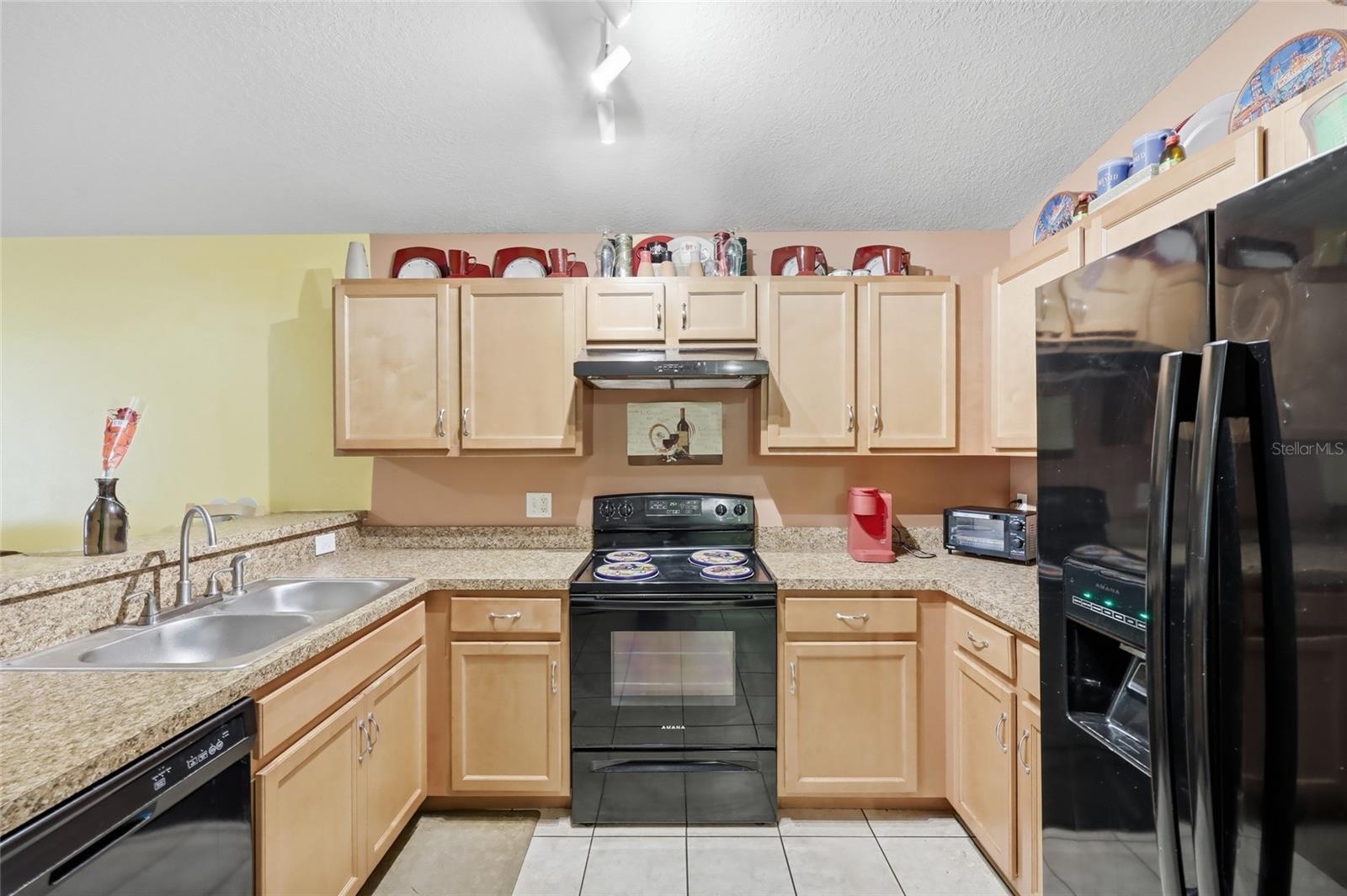 HOLLY CRK PH II - Residential