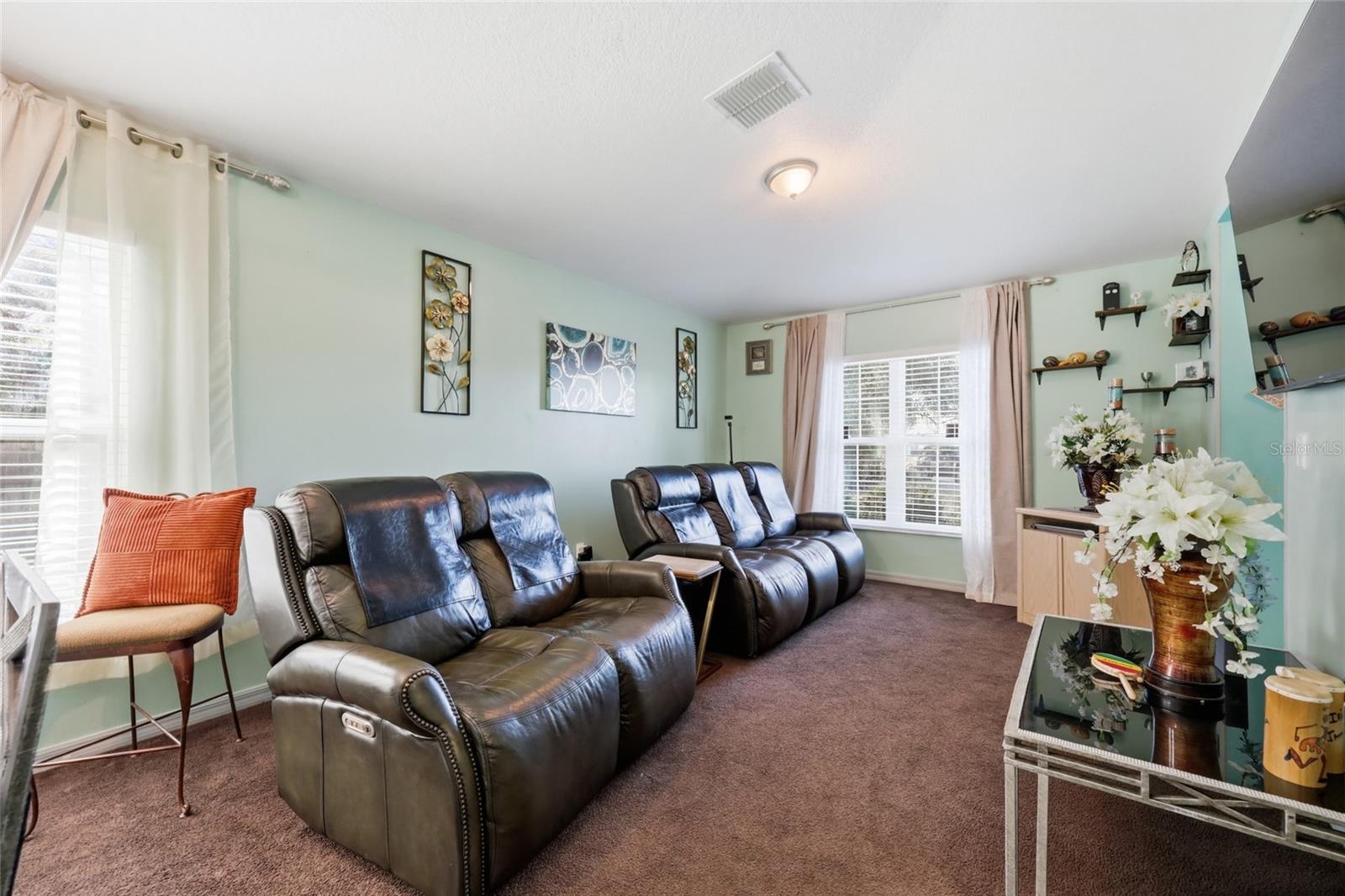 HOLLY CRK PH II - Residential