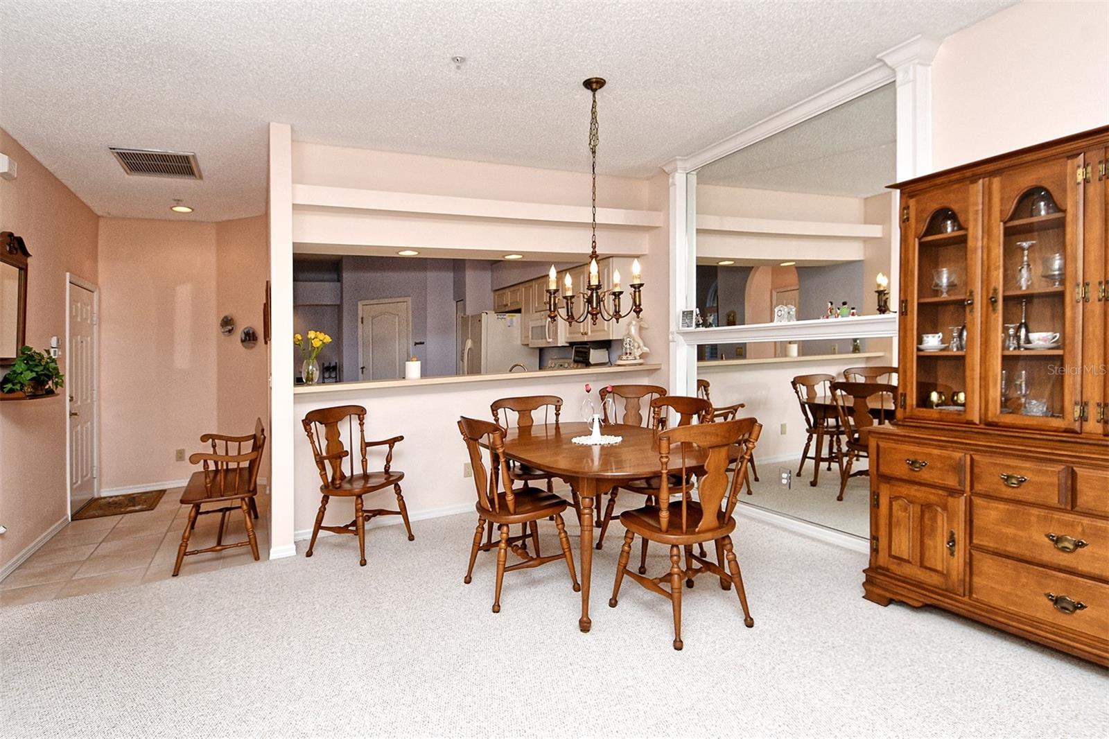 HERITAGE OAKS GOLF & COUNTRY CLUB - Residential