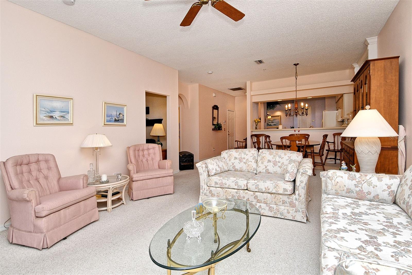 HERITAGE OAKS GOLF & COUNTRY CLUB - Residential