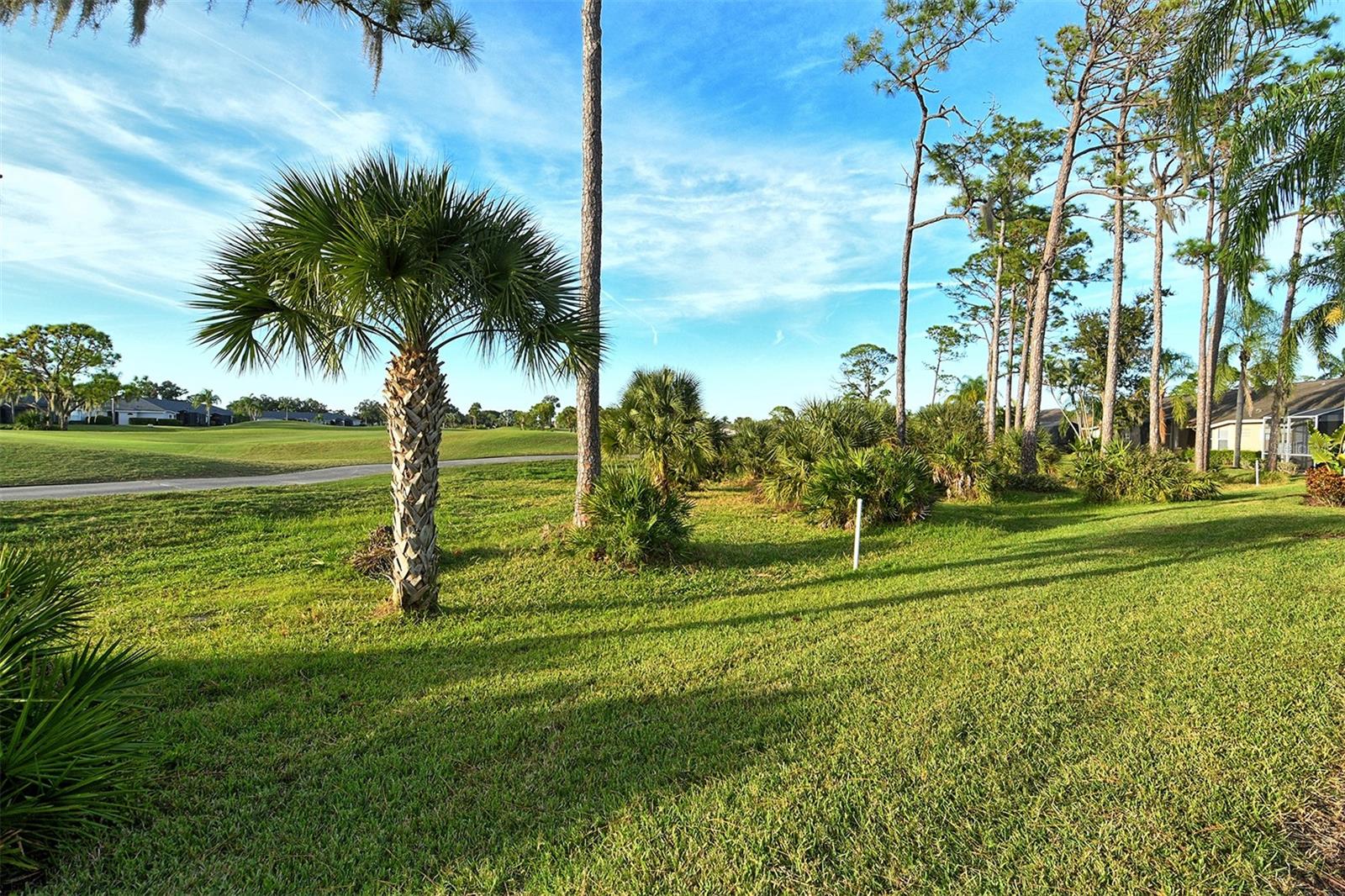 HERITAGE OAKS GOLF & COUNTRY CLUB - Residential