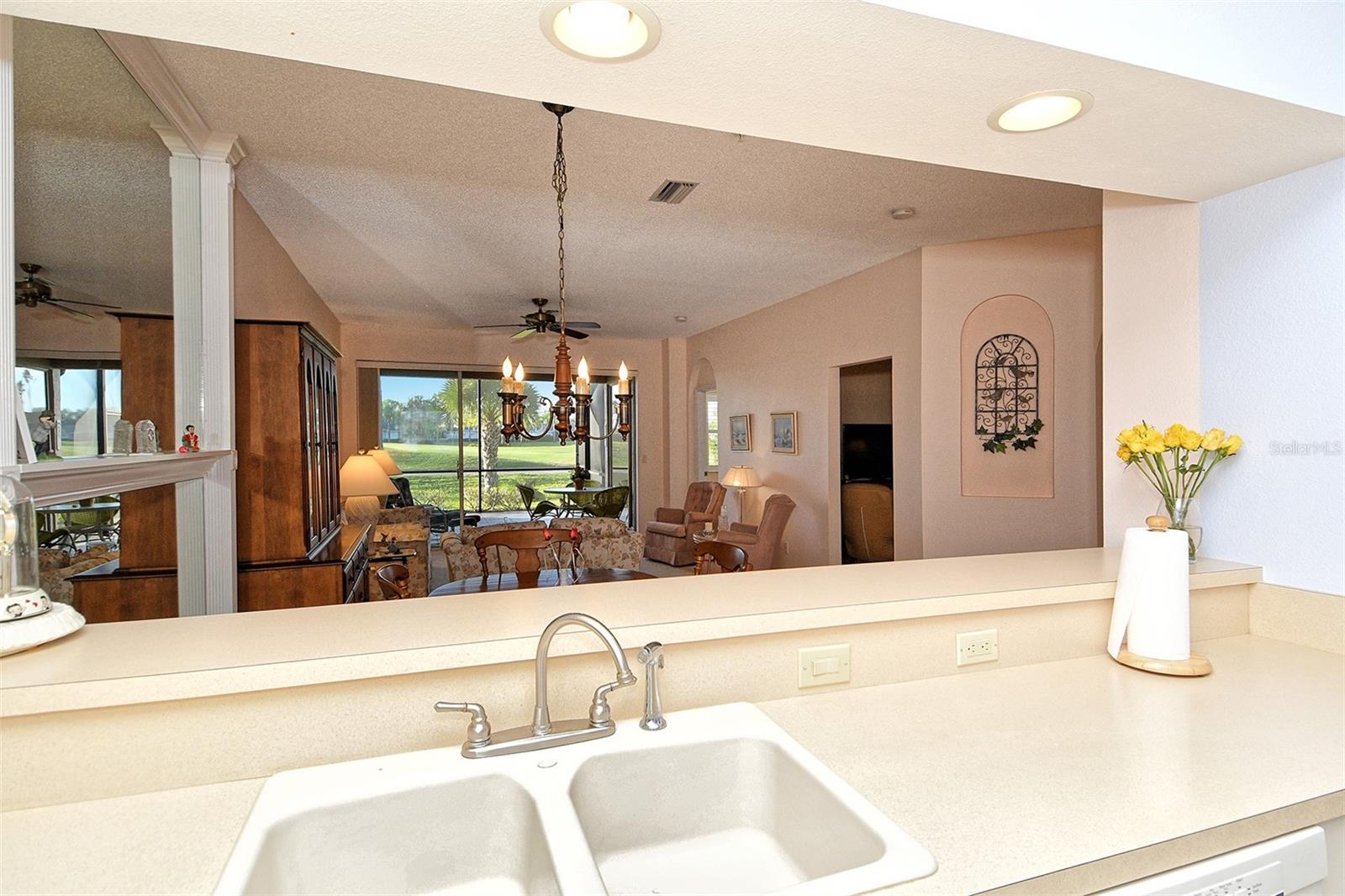 HERITAGE OAKS GOLF & COUNTRY CLUB - Residential