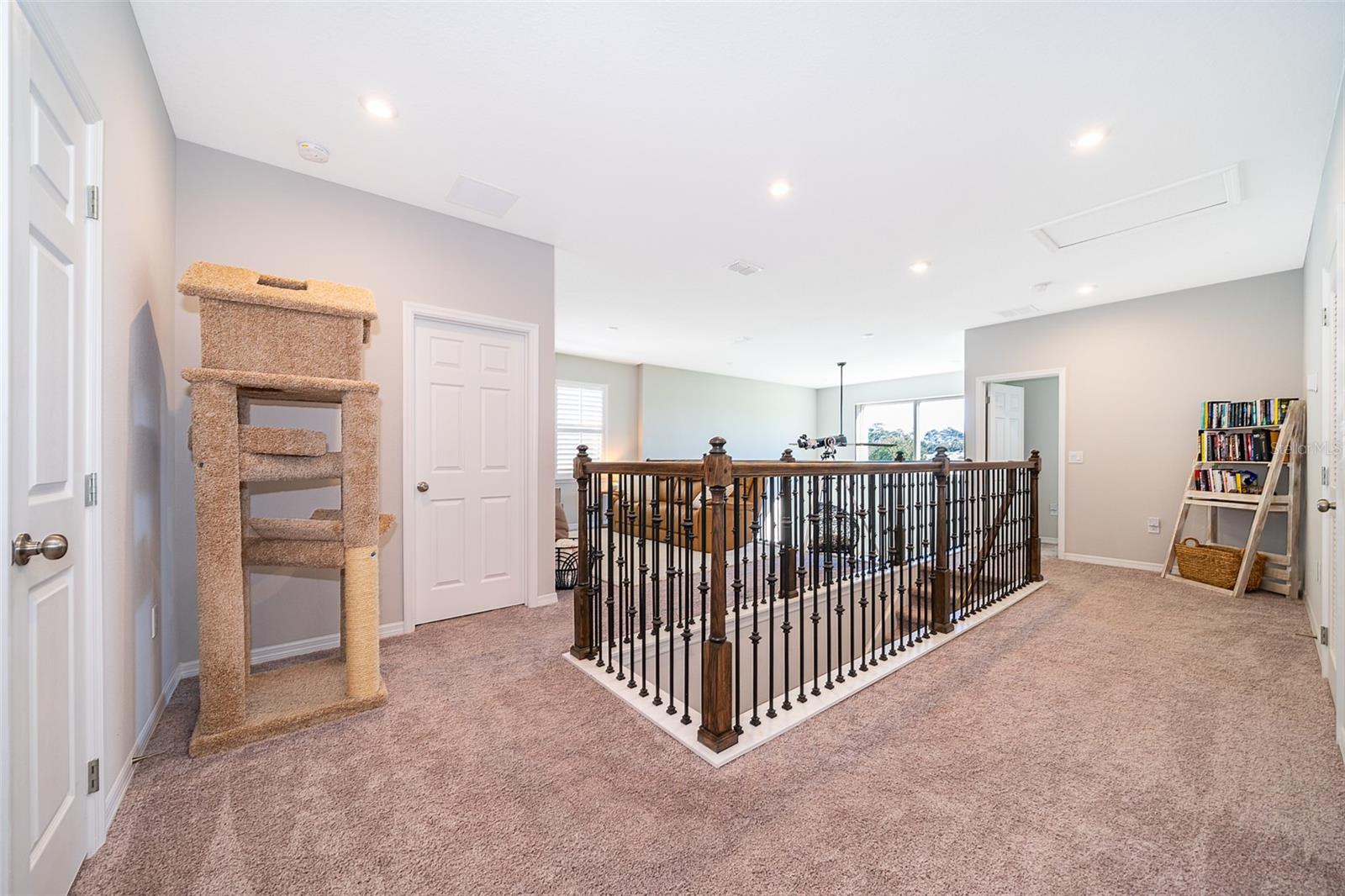 MEADOWS AT HAWKS CREST - Residential