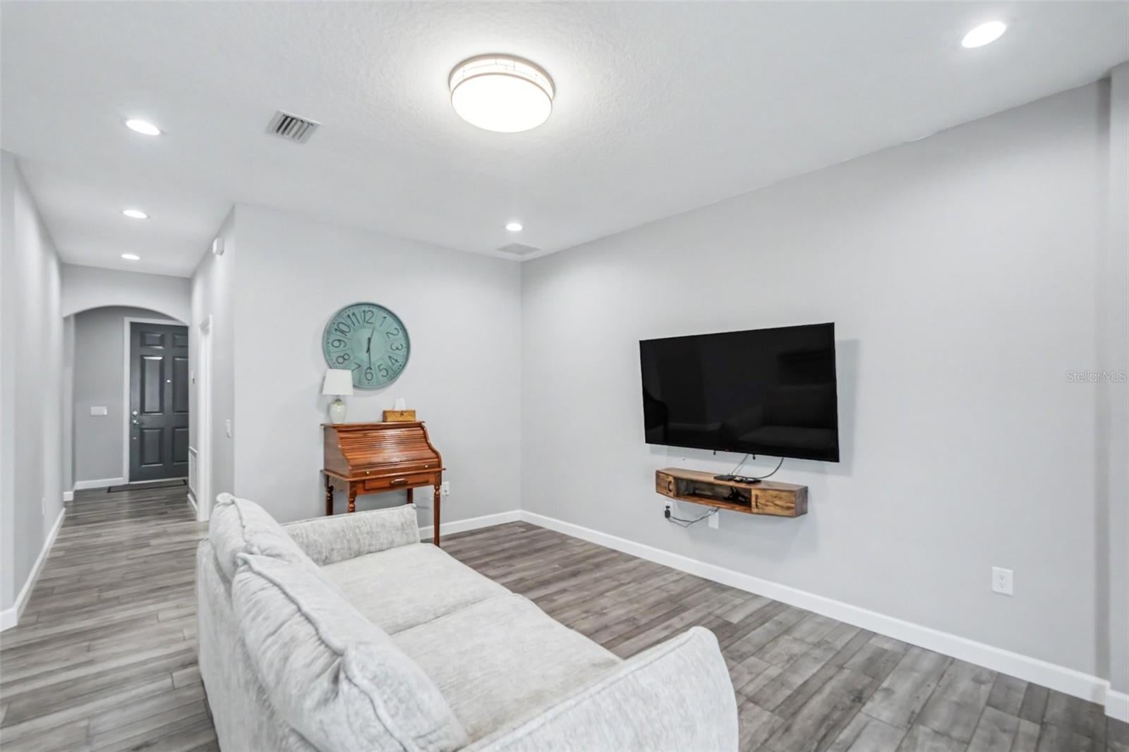 8410 INDIAN LAUREL LANE