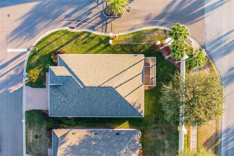 A home in WINTER HAVEN