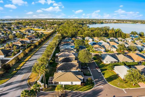 A home in WINTER HAVEN