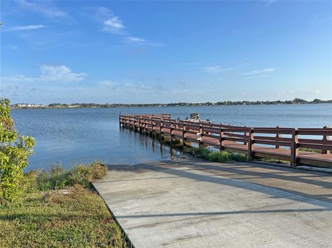 A home in WINTER HAVEN