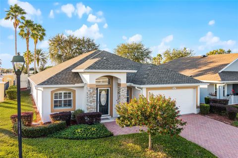 A home in WINTER HAVEN