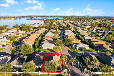 A home in WINTER HAVEN