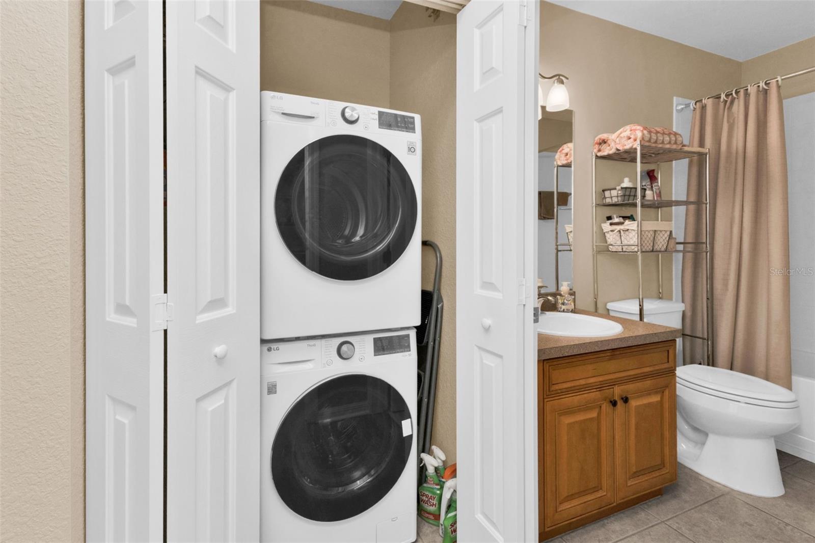 LAKE VIEW VI/HERITAGE LAKE PARK - Residential