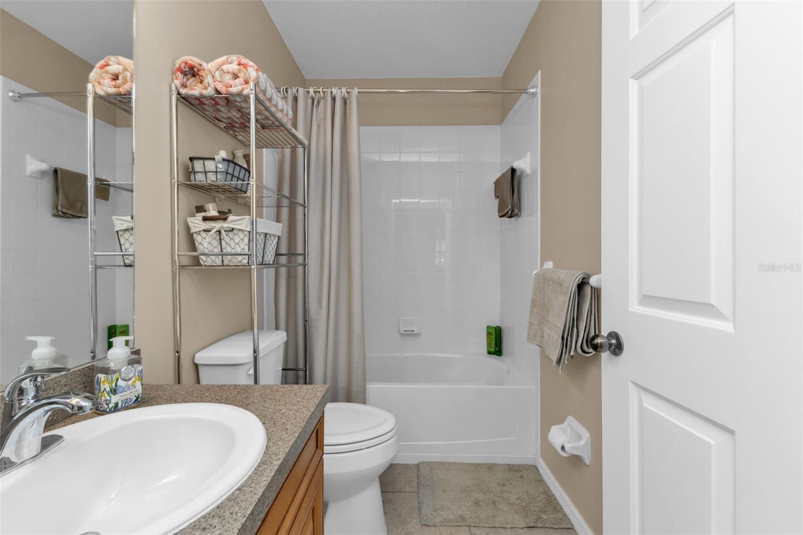 LAKE VIEW VI/HERITAGE LAKE PARK - Residential