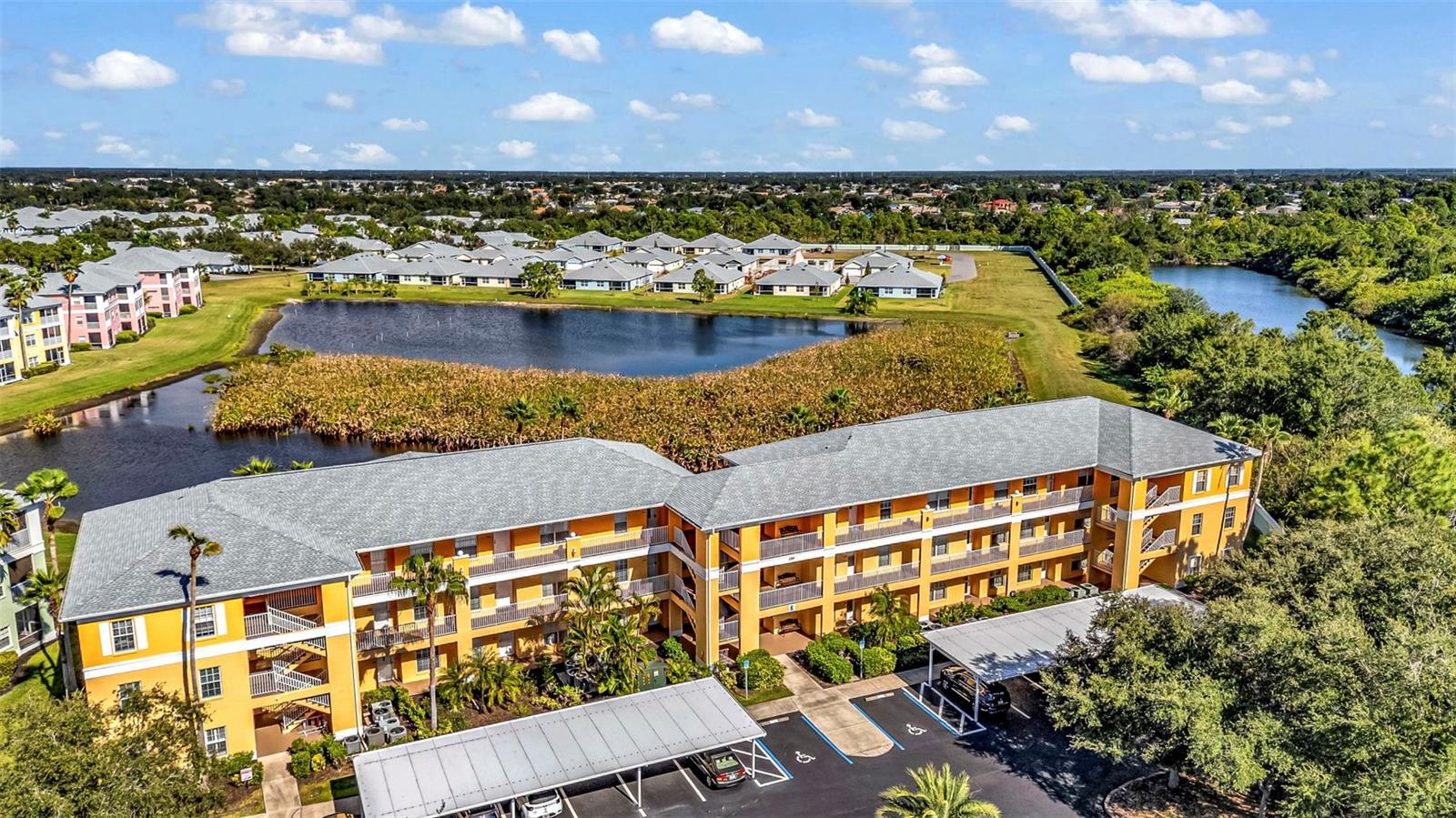 LAKE VIEW VI/HERITAGE LAKE PARK - Residential