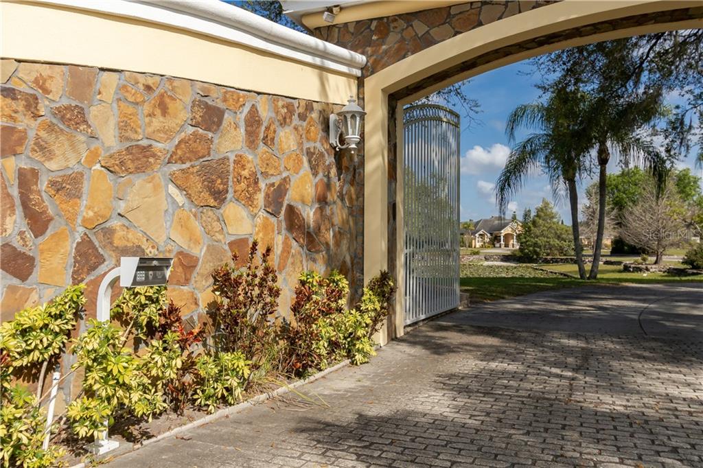 BOBBIE JEAN ACRES - Residential