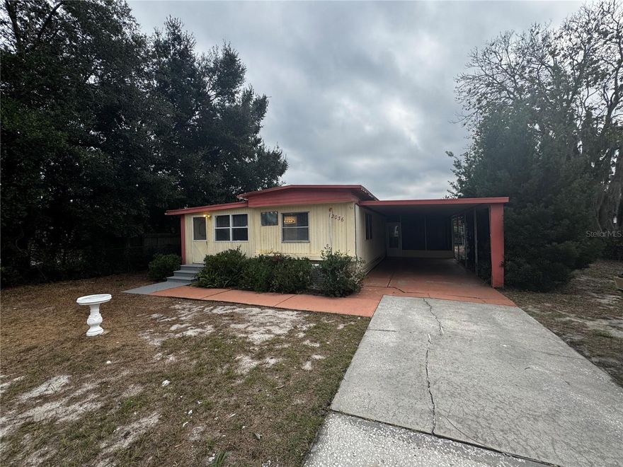 Nice 2 bd 1.5 bath Mobile Home. Located in Leesburg with easy access to Eustis. Close to supermarkets, schools, restaurants and more.

*Visit our website for online application and qualifications
*Looking to build your credit while renting? Look no further we provide credit reporting for all leases. Give us a call or see our website for more details
*1 Small Pet Permitted with Refundable Deposit *Breed Restrictions Apply

*Bright and open floor plan
*Energy Efficient Appliances
*Screened in Porch
*Fenced in Yard
*Storage Unit and Utility Closet
*Washer and Dryer hook up

*Seeking high-quality, long-term resident.