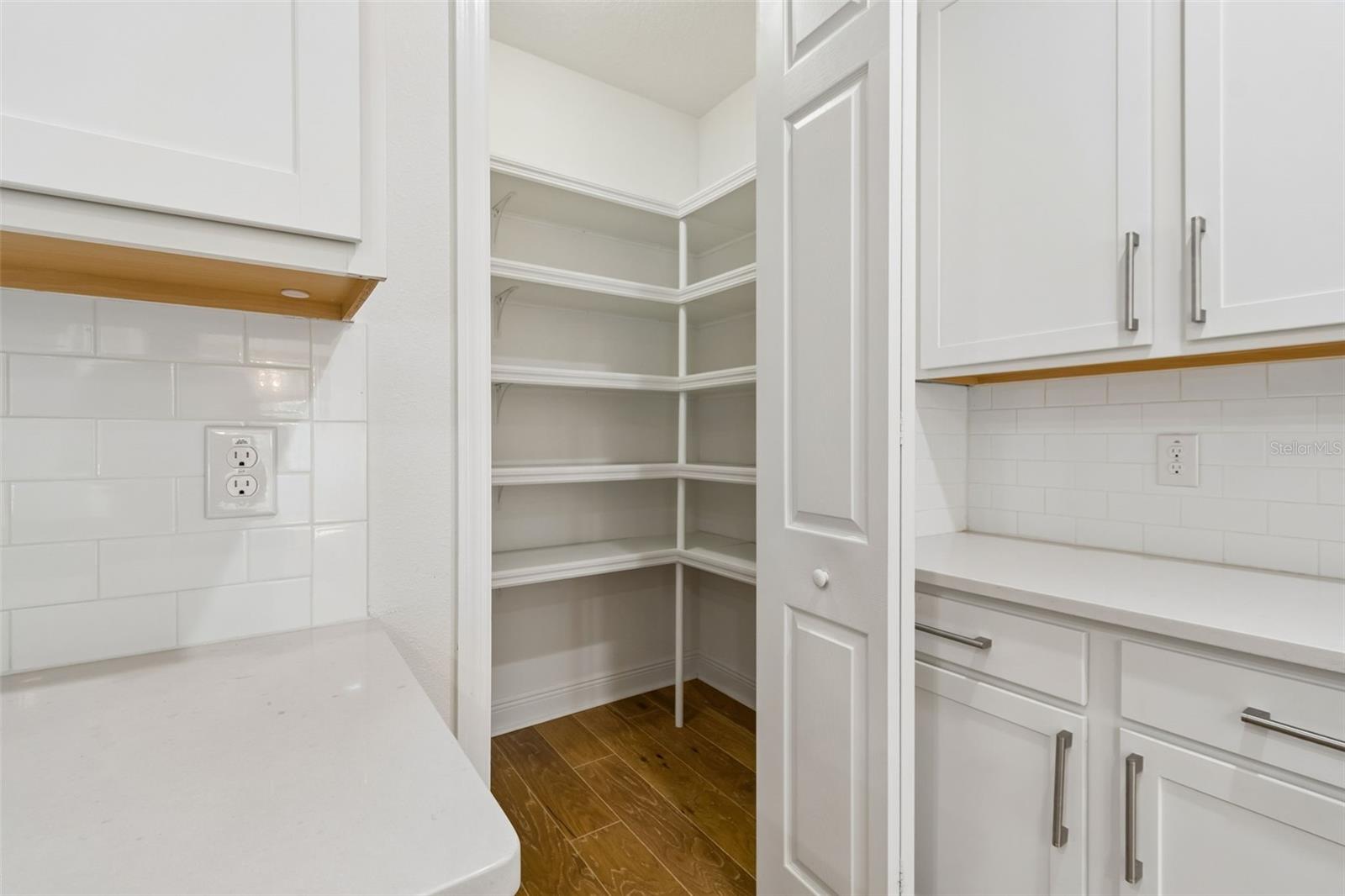 LAKESHORE RANCH PH I - Residential