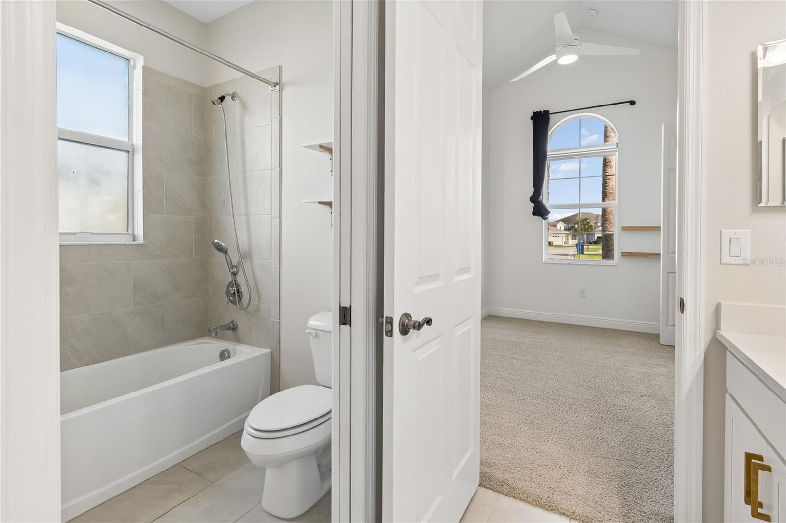 LAKESHORE RANCH PH I - Residential