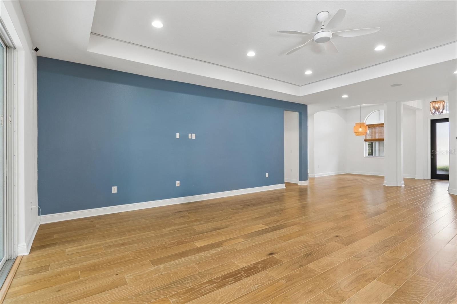 LAKESHORE RANCH PH I - Residential