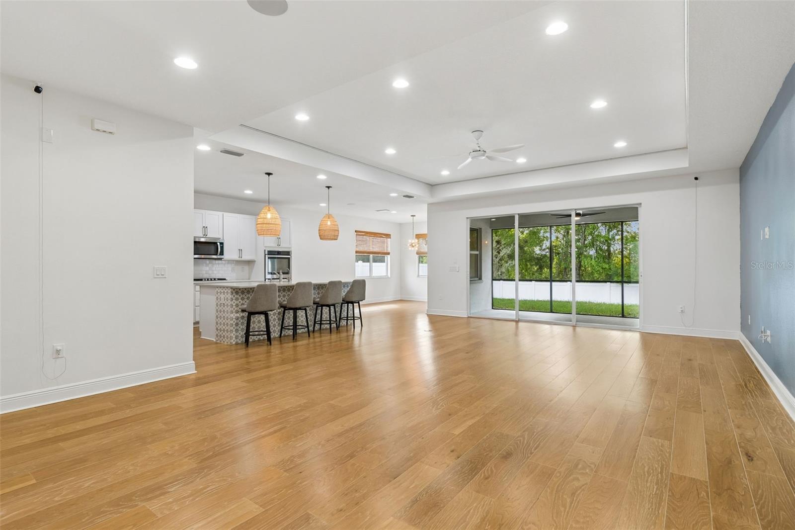 LAKESHORE RANCH PH I - Residential