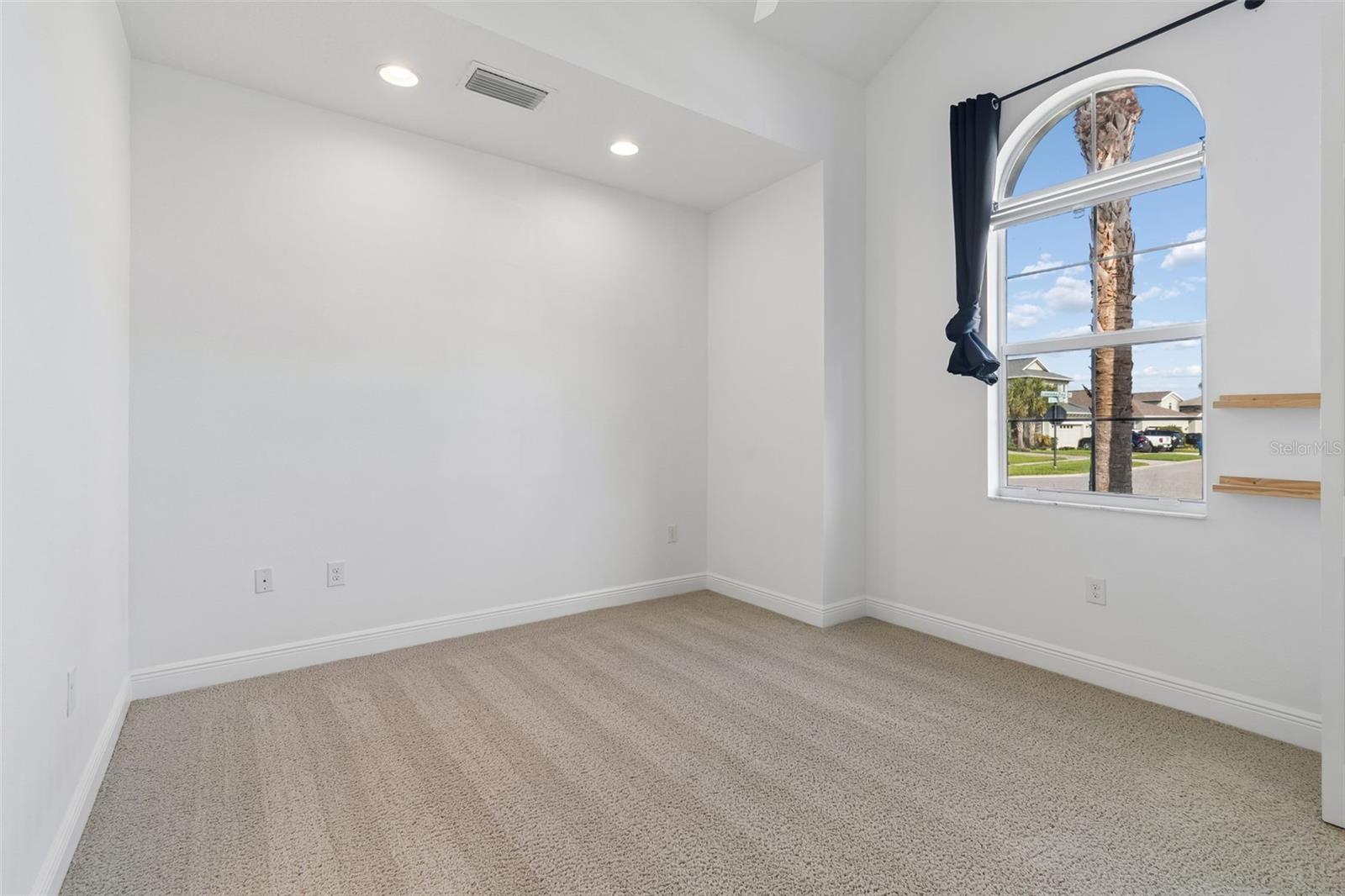 LAKESHORE RANCH PH I - Residential