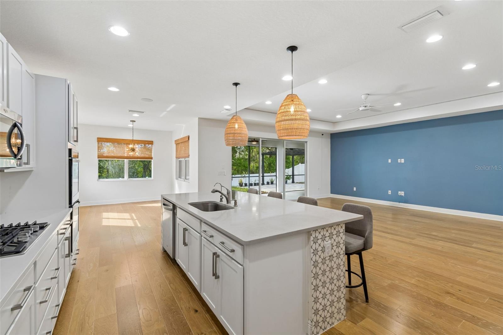 LAKESHORE RANCH PH I - Residential