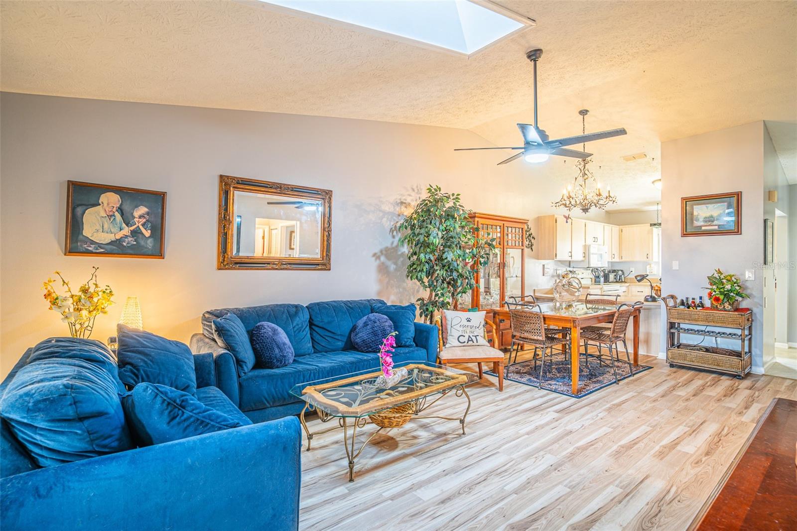 PINES/LK HUNTLEY - Residential