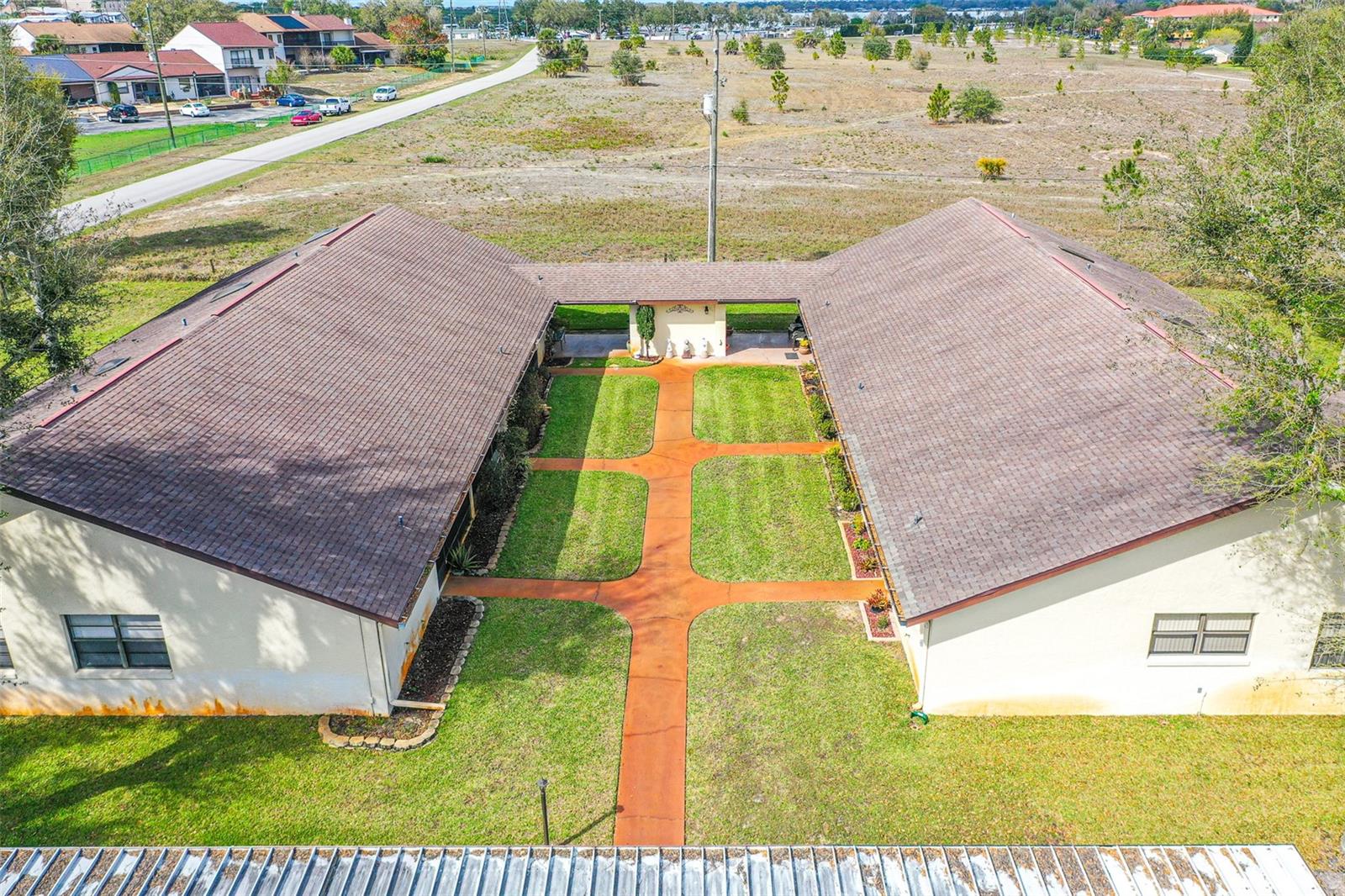 PINES/LK HUNTLEY - Residential