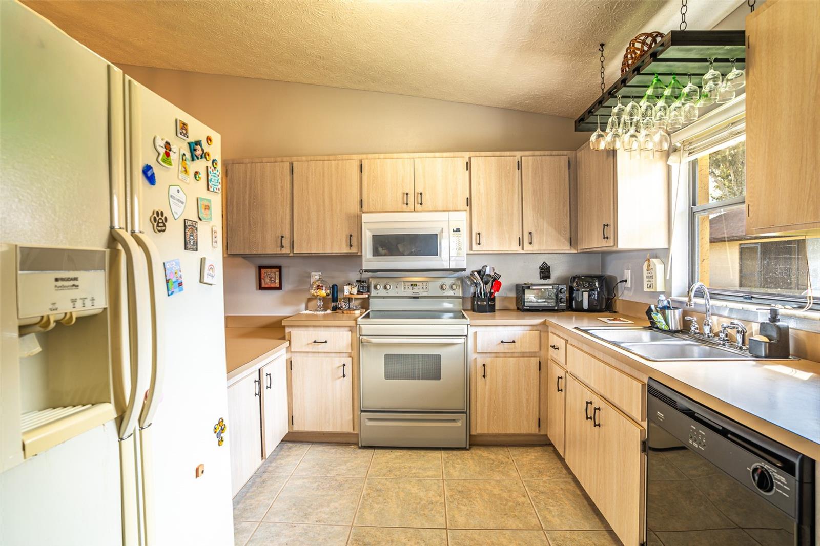 PINES/LK HUNTLEY - Residential