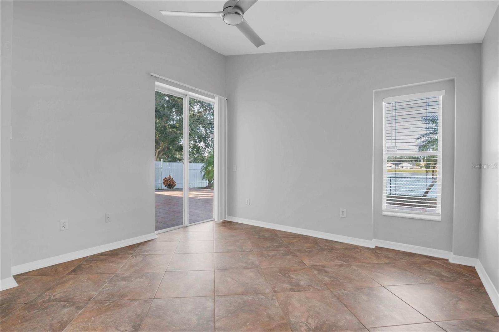 LAKESIDE TR B - Residential Lease