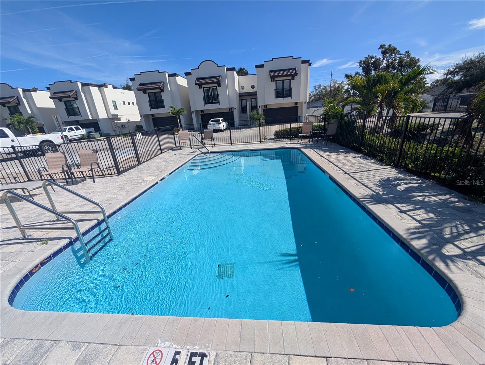 EVERETTE AVE TWNHMS - Residential Lease