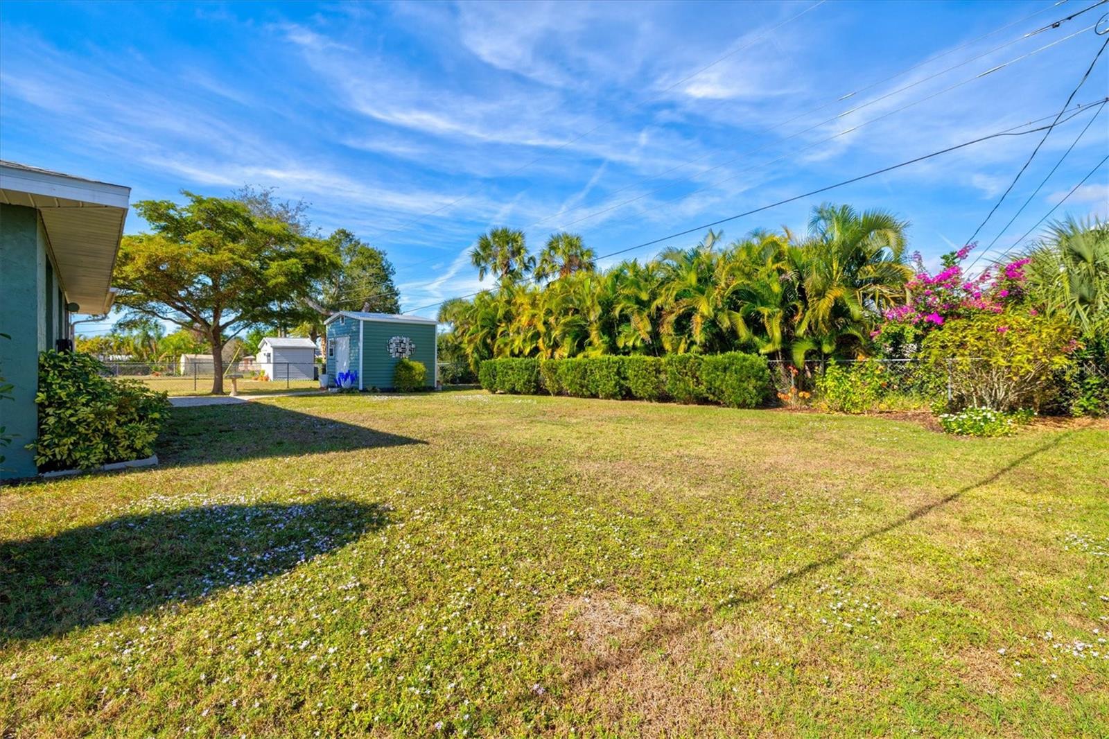 EAST GATE - Residential