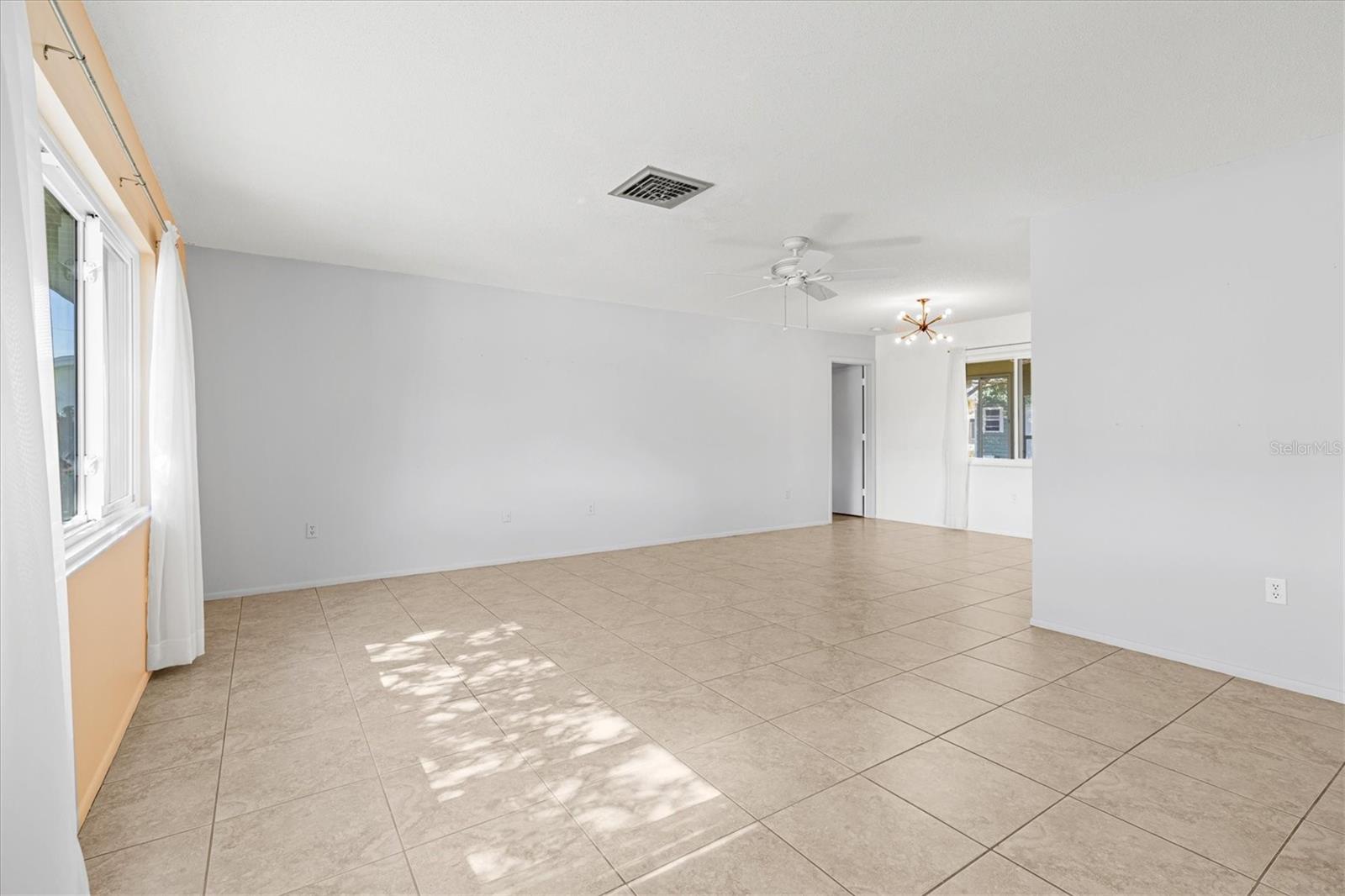 EAST GATE - Residential